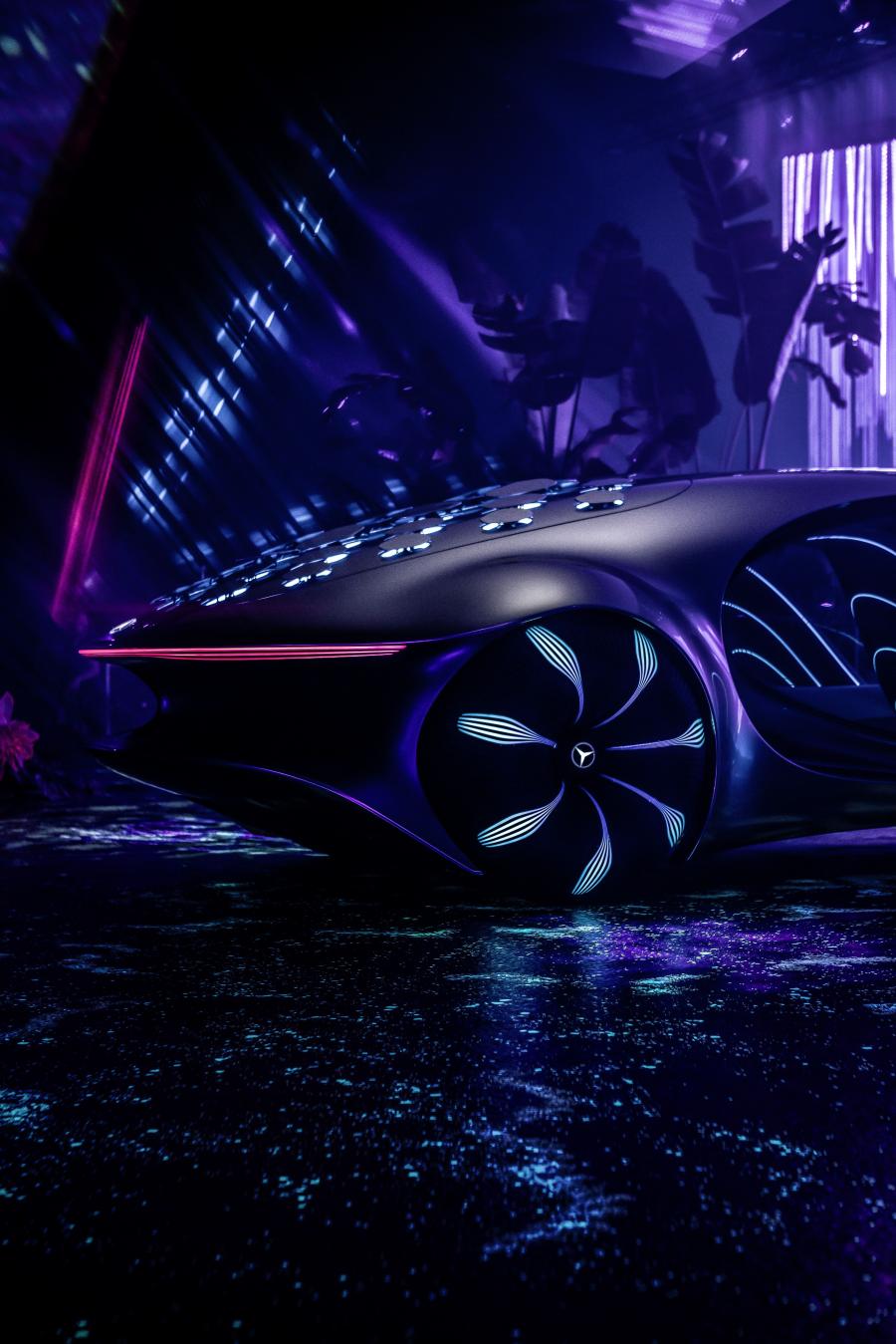 Детали экстерьера Mercedes-Benz VISION AVTR 2020 года  (фото 21 из 64)
